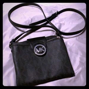 Authentic Michal Kors Cross Body